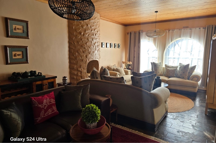 4 Bedroom Property for Sale in Hillcrest Northern Cape